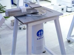 泓浒半导体携多款晶圆传输机械人表态